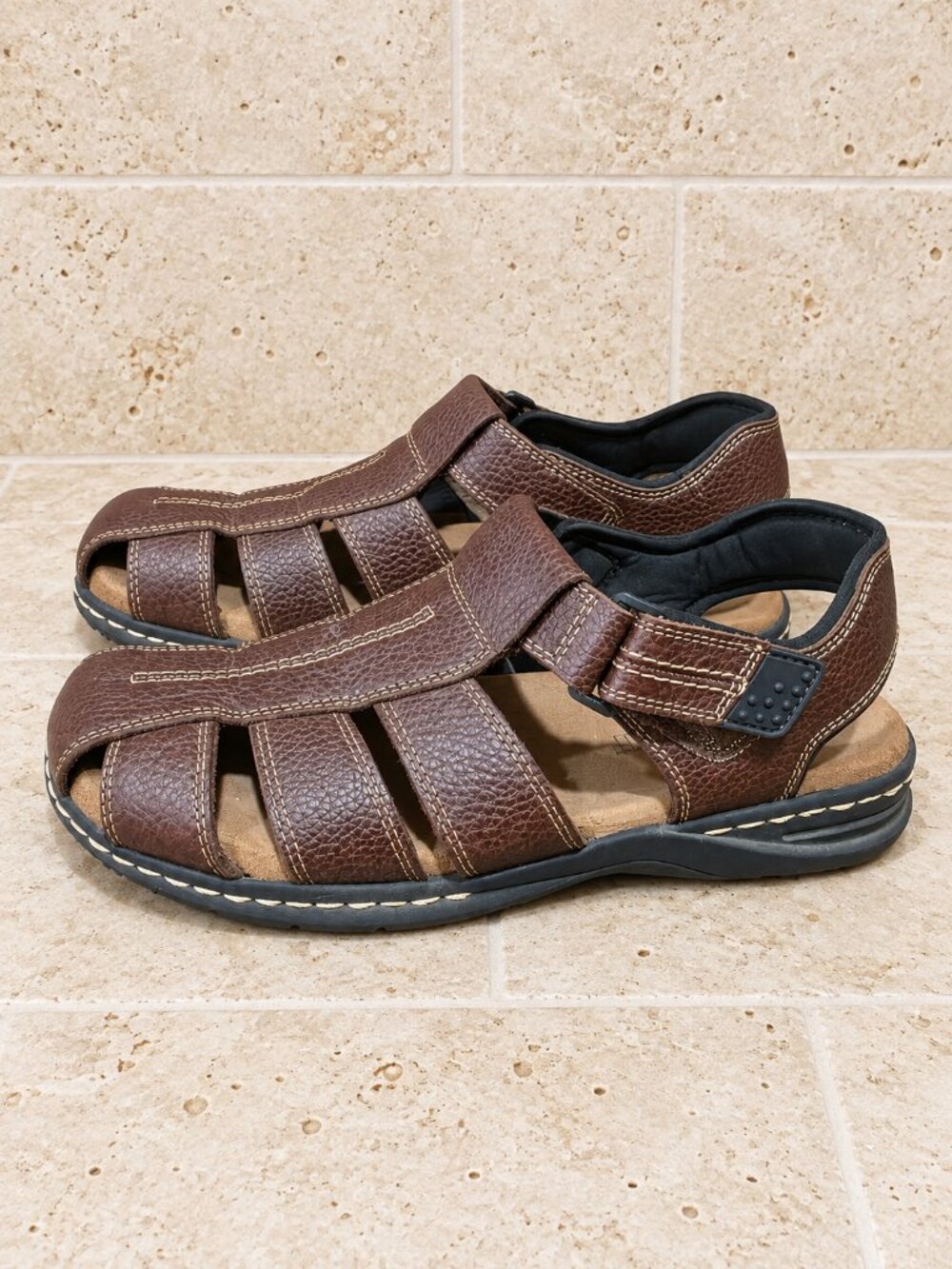 Men's  Dr. Scholl's Gaston Brown Pebble Leather Fisherman Sandal 10 D / Euro 43